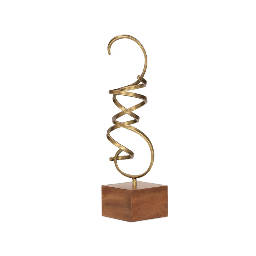 Escultura em metal e madeira - 45cmx12cm